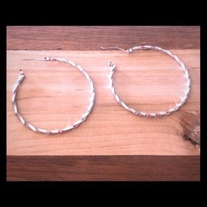 New York and Co hoop earrings